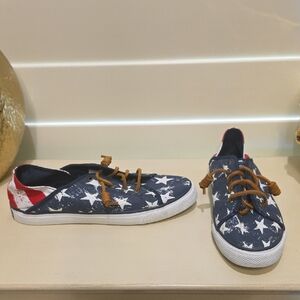 New Starry Navy Women Sneakers with Brown Laces